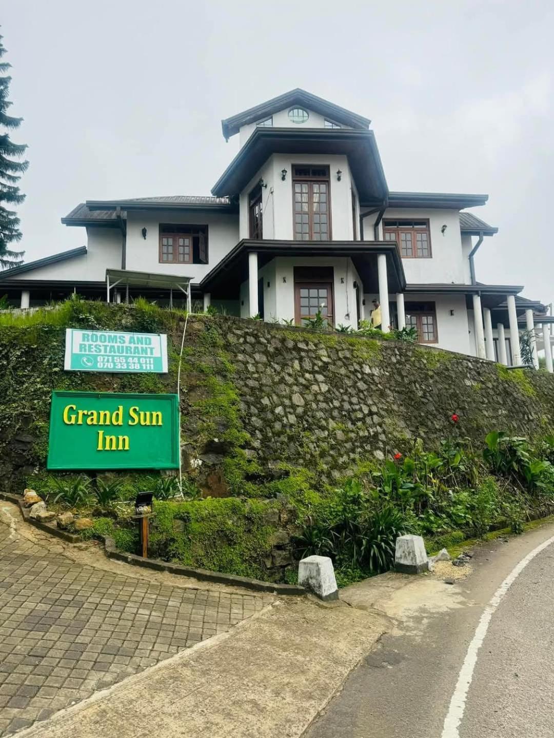 Hotel Grand Sun Inn 努沃勒埃利耶 外观 照片