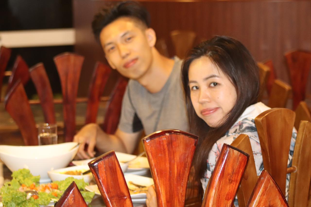 Hotel Grand Sun Inn 努沃勒埃利耶 外观 照片