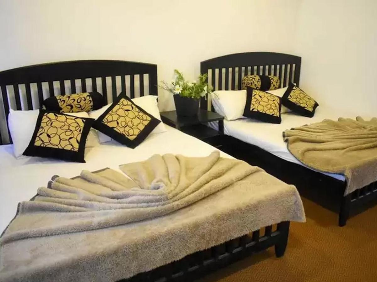 Hotel Grand Sun Inn 努沃勒埃利耶 外观 照片