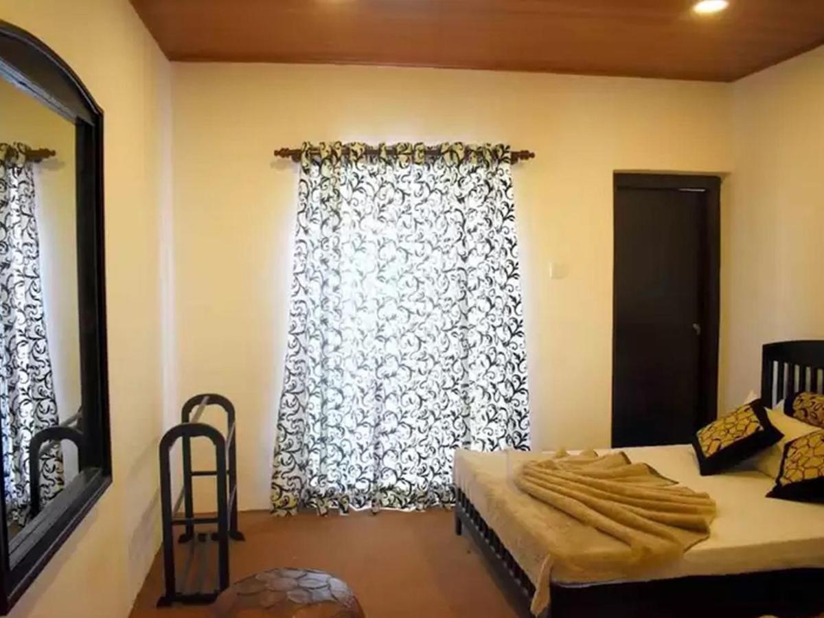 Hotel Grand Sun Inn 努沃勒埃利耶 外观 照片